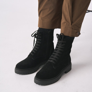 Camila brown suede lace-up boot, profile view, close-up - MONPIEL 2