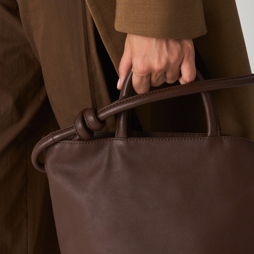 Bolsa Hobo Grande com Nós