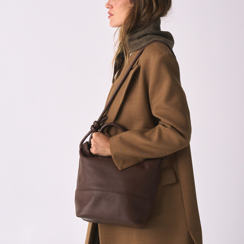 Bolsa Hobo Grande com Nós