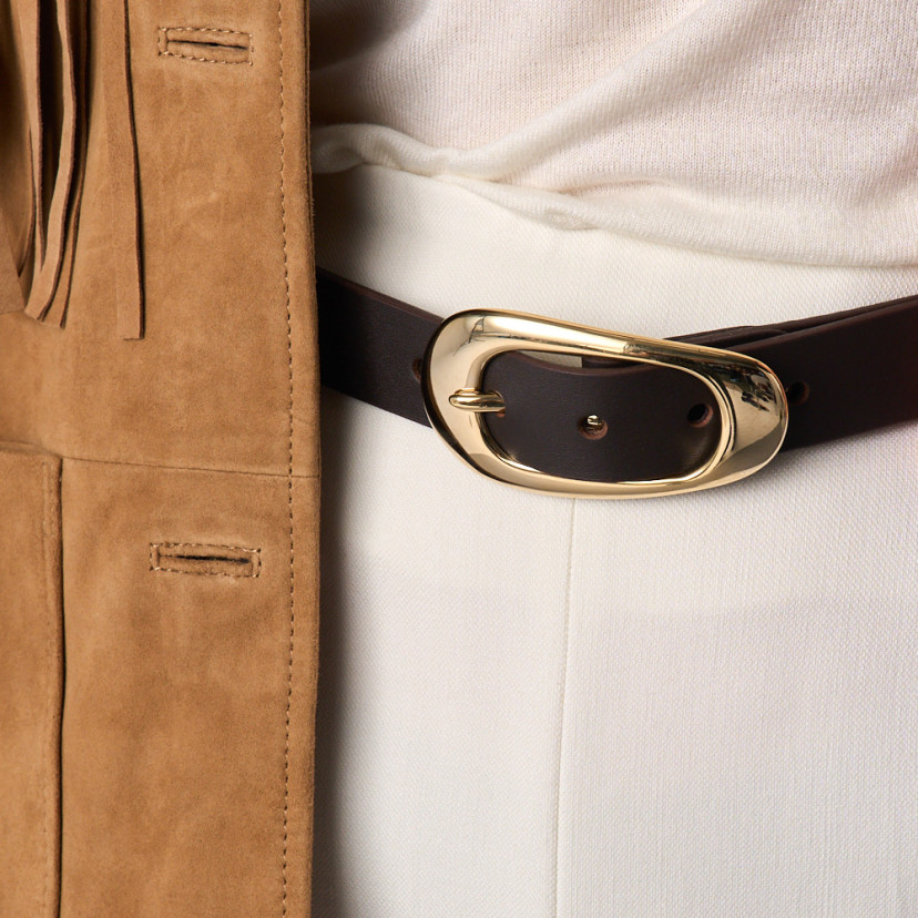 Women's Leather Belt with Elegant Buckle