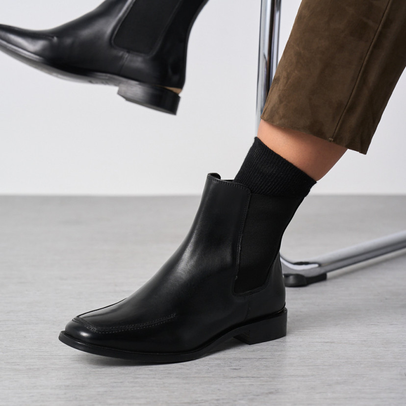 Luisa Chelsea Bootie