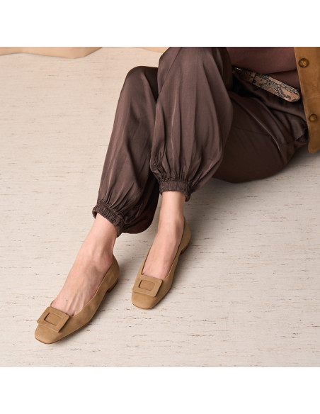 Carmen Square-Toe Ballet Flat