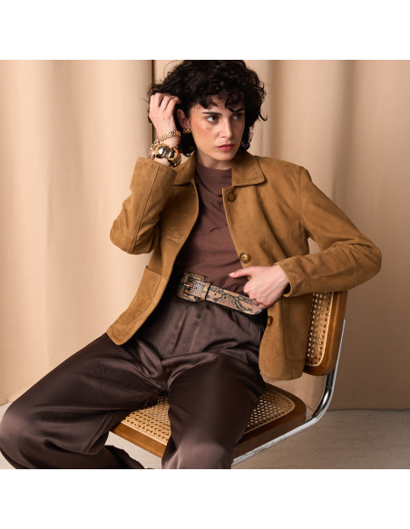 Breiter Ledergürtel für Frauen mit gefütterter Schnalle