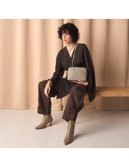 Bolso Acolchado de Piel con Cadena Oro