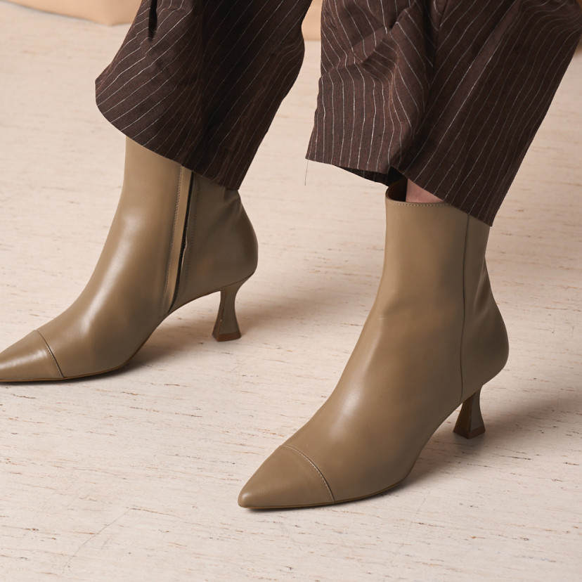 Jimena Fine Toe Ankle Boots