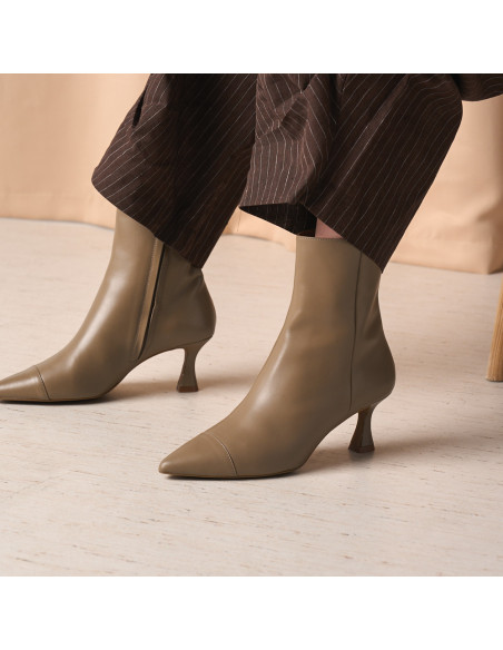 Jimena Fine Toe Ankle Boots