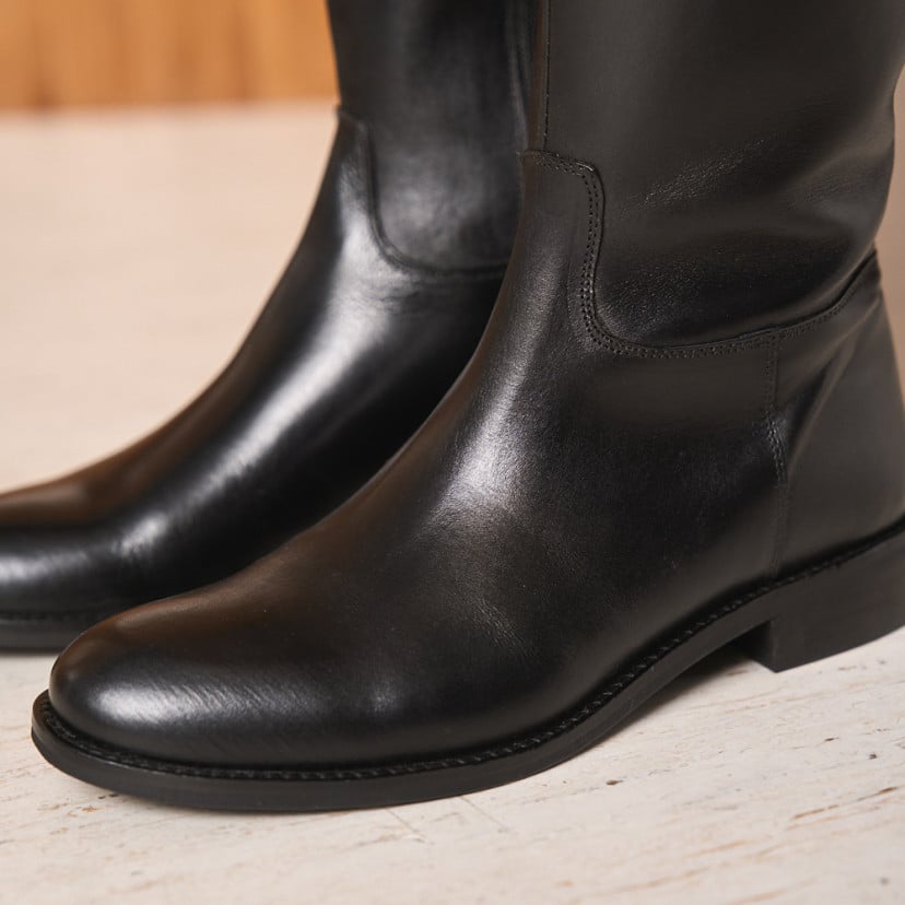 Jumping Caroline Tall Boot