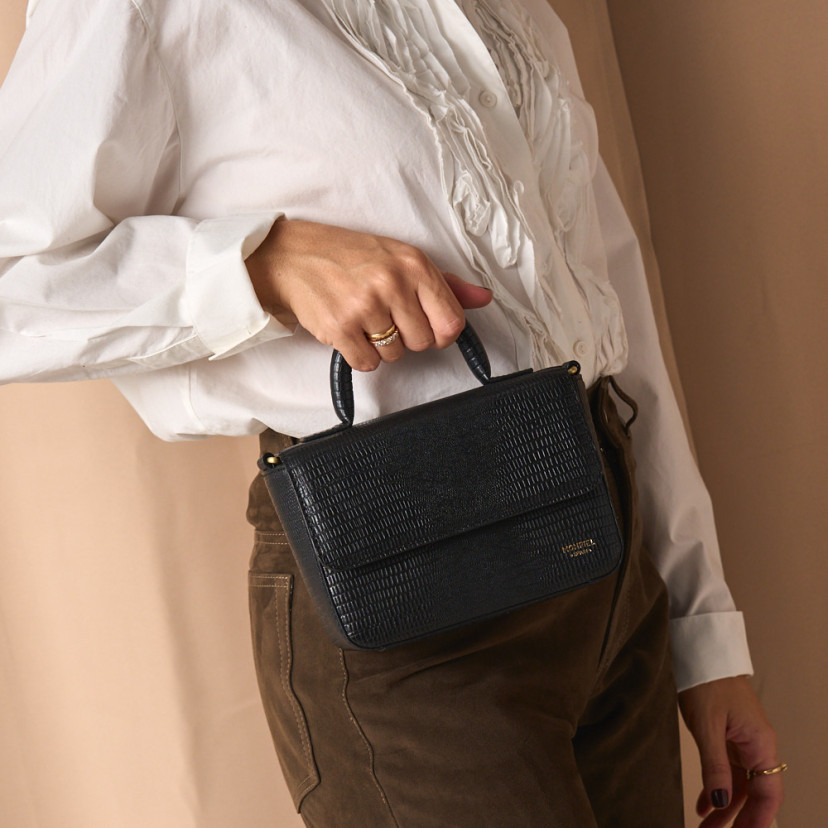 Petit Sac en Cuir Armé