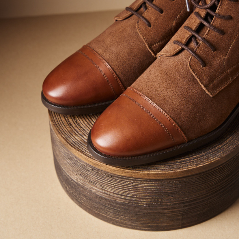 Women's Lace-up Bootie Satur