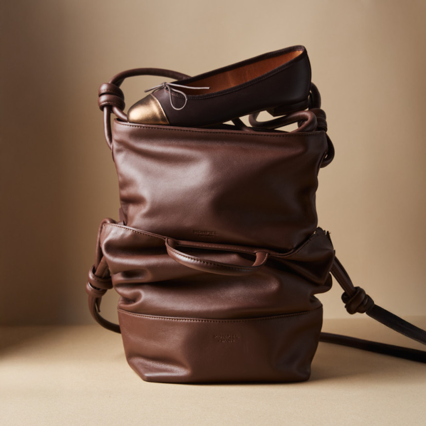 Bolsa Hobo Grande com Nós