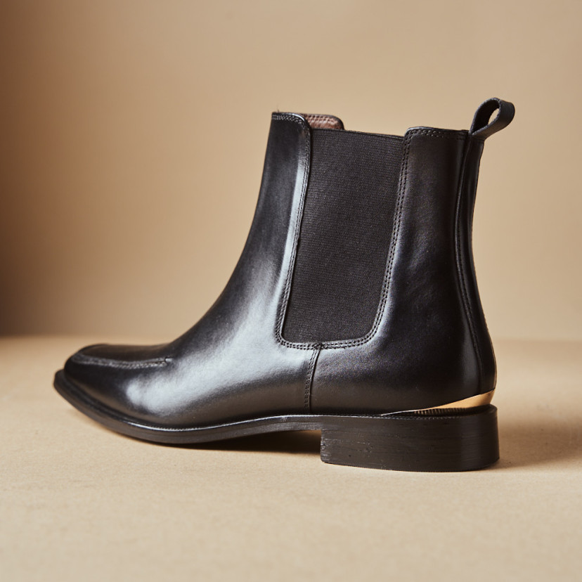 Luisa Chelsea Bootie