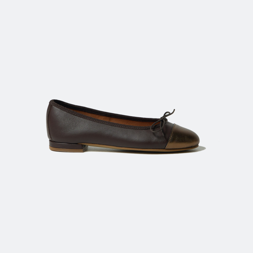 Leather Ballet Flat with Cap Toe Julia