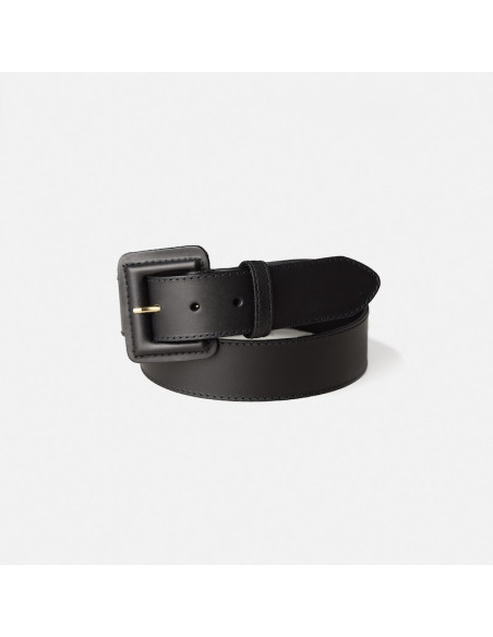 Wide women's leather belt with lined buckle