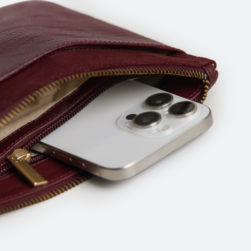 Women’s Leather Clutch