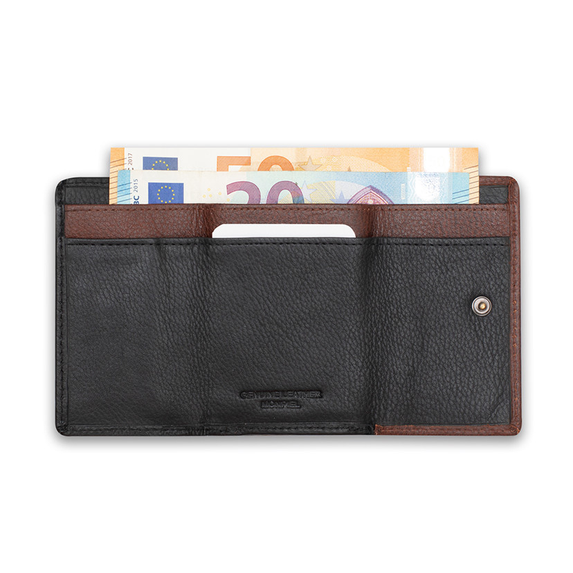 Basic Wallet with Coin Pocket