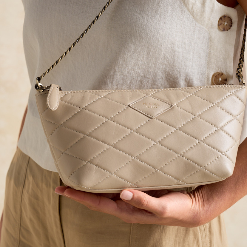 Bolsa de Couro Feminina Pequena Acolchoada New York