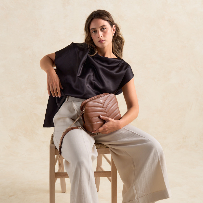 Borsa in Pelle Trapuntata con Catena Dorata