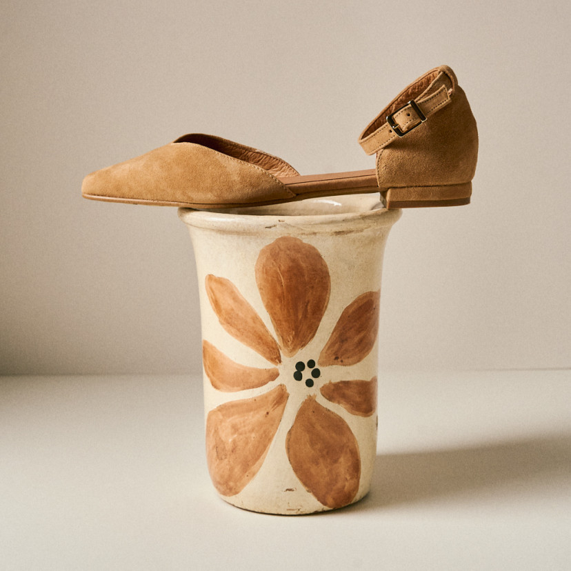 Emma V-Neck Mary Jane