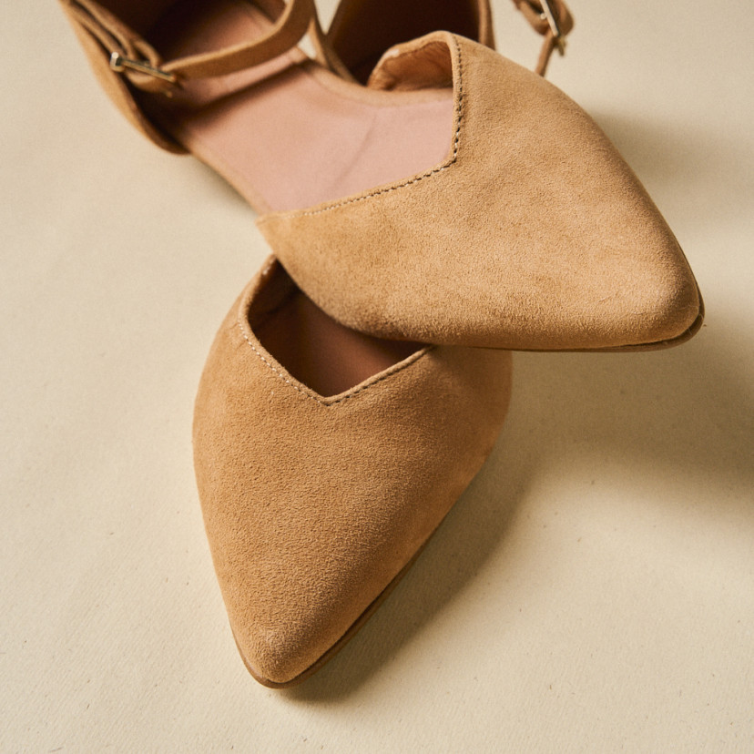 Emma V-Neck Mary Jane