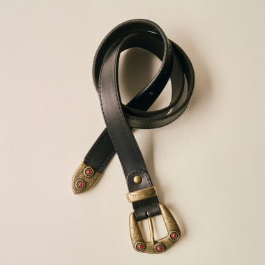 Women’s Leather Belt with Coral Buckle and Tip in black, western style, top view - MONPIEL