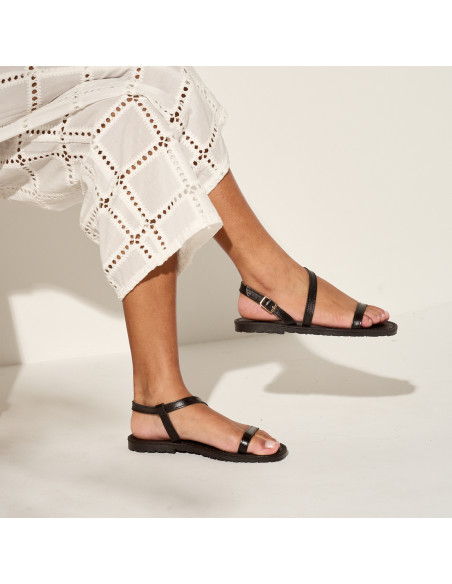 Sandalen mit Riemen und Schnalle Malta