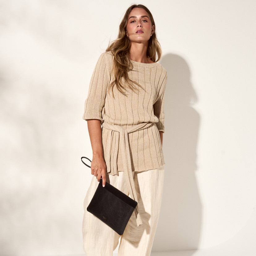 Women’s Leather Clutch