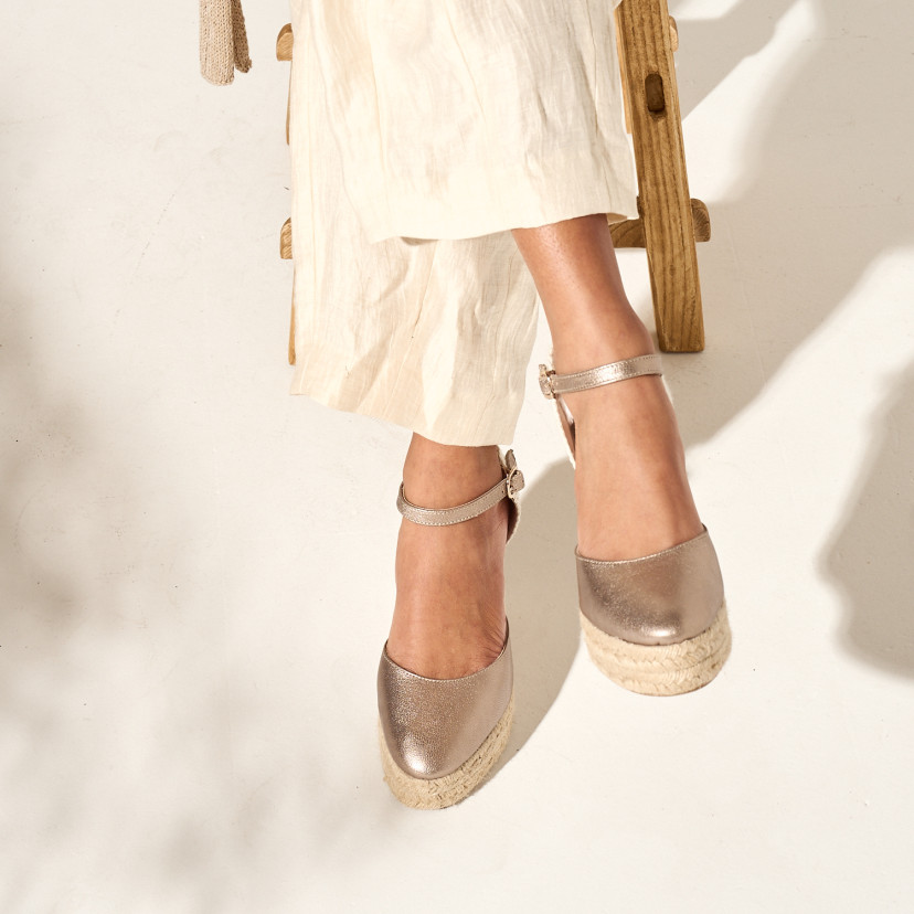 Espadrille mit Hohem Keilabsatz und Knöchelriemen Paros