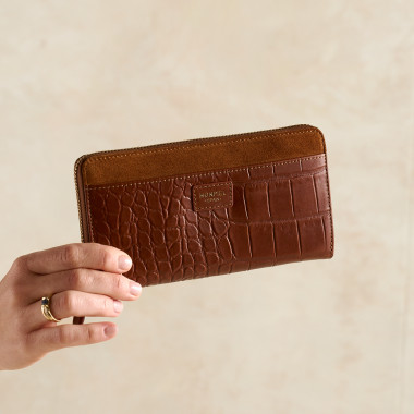 Woman Leather Zip Wallet -... 2
