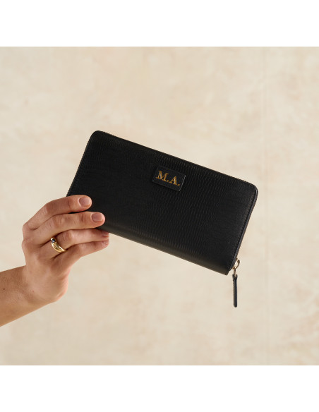 Woman Leather Zip Wallet