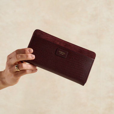 Women's Leather Zip Wallet... 2