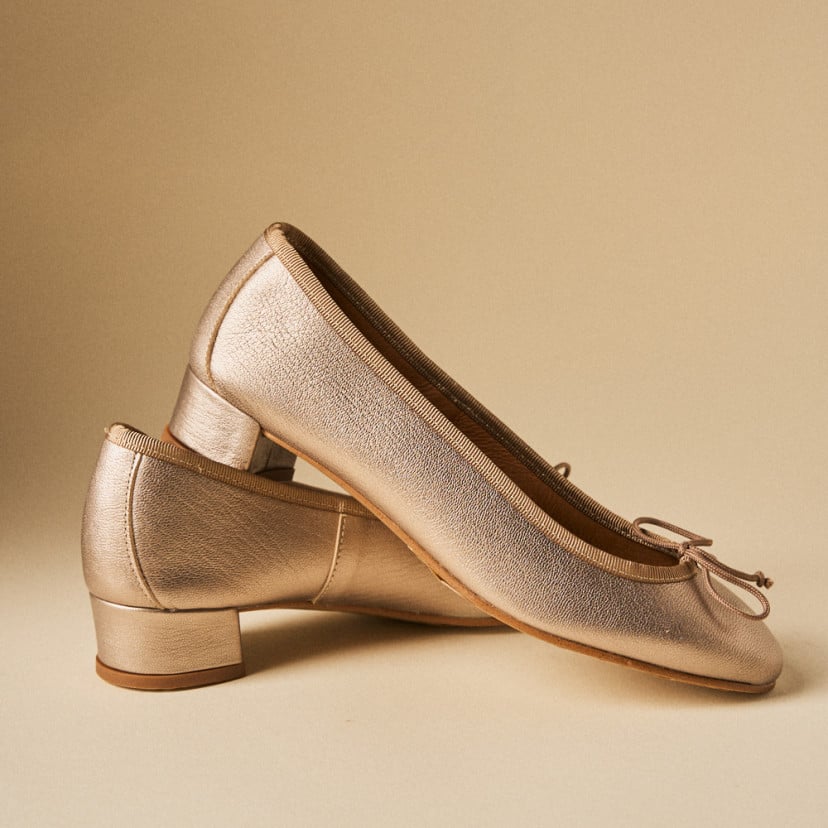 Julieta Bow Ballet Pump with Low Heel