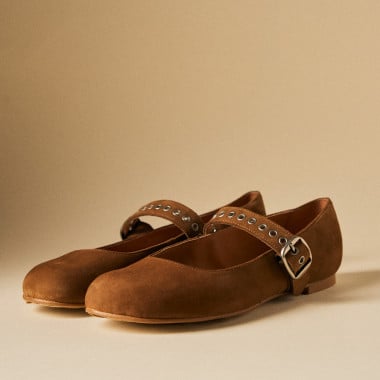 Mary Jane Barefoot Oli 2