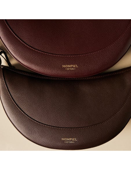Gaucho-Ledertasche mit gestepptem Henkel