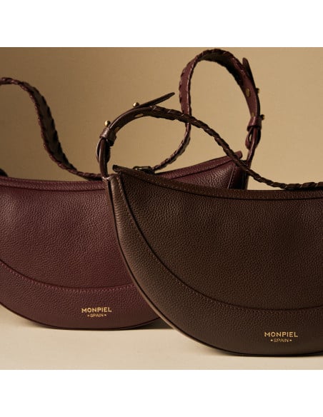 Gaucho-Ledertasche mit gestepptem Henkel