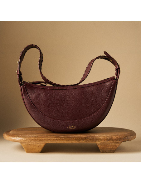 Gaucho Leather Bag with Topstitched Handle