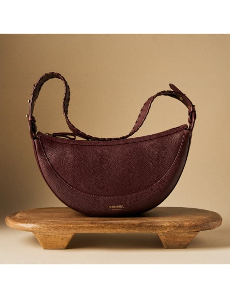 Gaucho-Ledertasche mit gestepptem Henkel