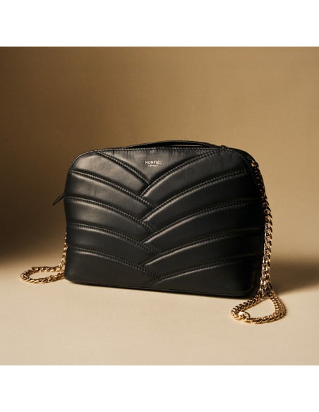 Quilted Leather Bag with Gold Chain | MONPIEL