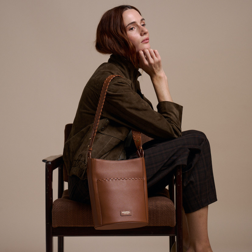 Champanera Leather Bag with Shoulder Strap and Stitching