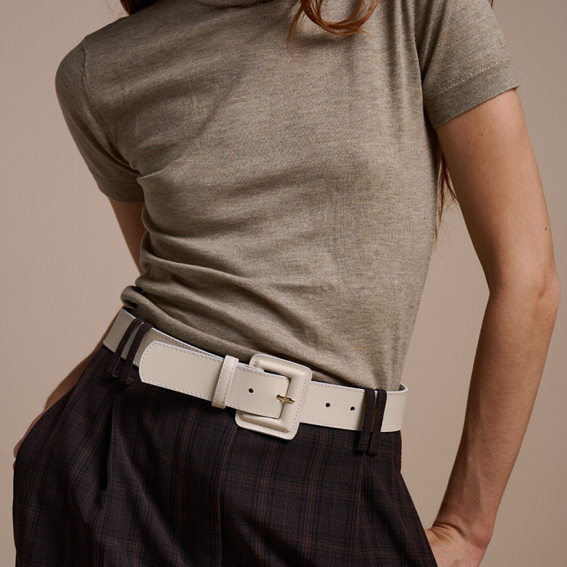 Wide leather belt with lined buckle | MONPIEL