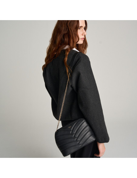 Gepolsterte Lederhandtasche mit Goldkette | MONPIEL