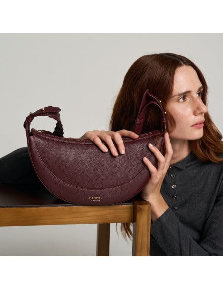 Gaucho-Ledertasche mit gestepptem Henkel