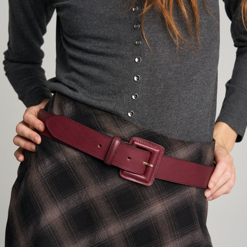 Women's wide belt in leather with lined buckle | MONPIEL