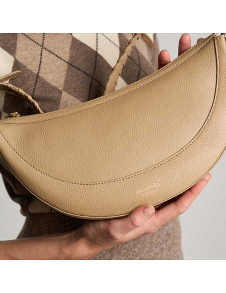 Bolso Gaucho de piel con asa de costura
