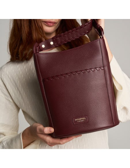 Champanera-Ledertasche mit Schulterriemen und Ziernähten