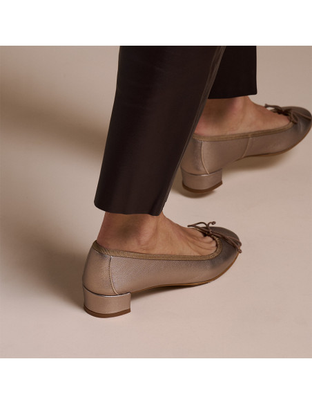 Ballerine Julieta avec nœud et talon