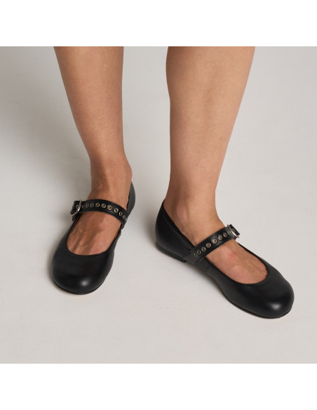 Barefoot-Mary-Jane Oli