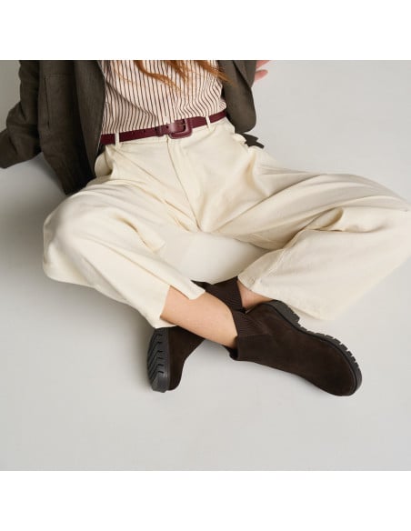 Botim Chelsea Bianca com sola track