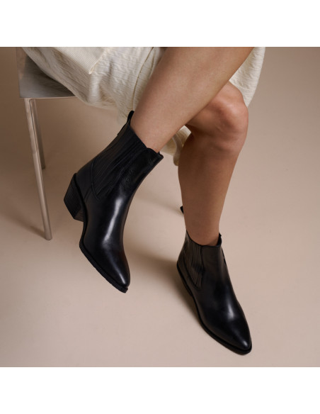 Vera Women’s Leather Cowboy Ankle Boot