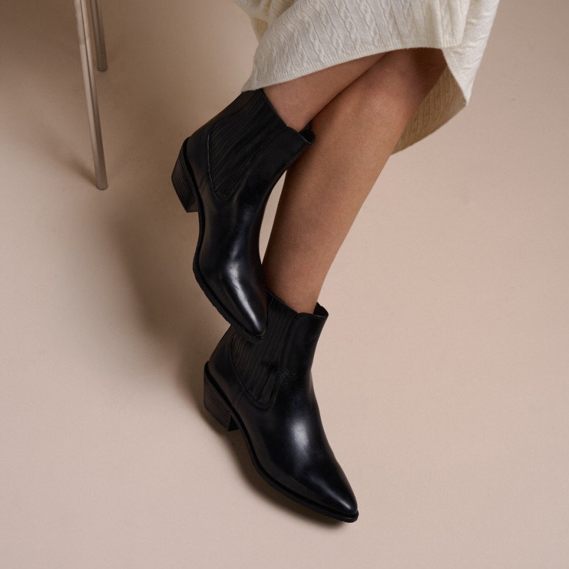 Damen-Lederstiefelette Vera im Cowboy-Stil