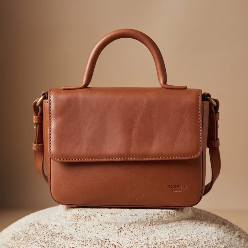 Small Armado Leather Handbag | MONPIEL